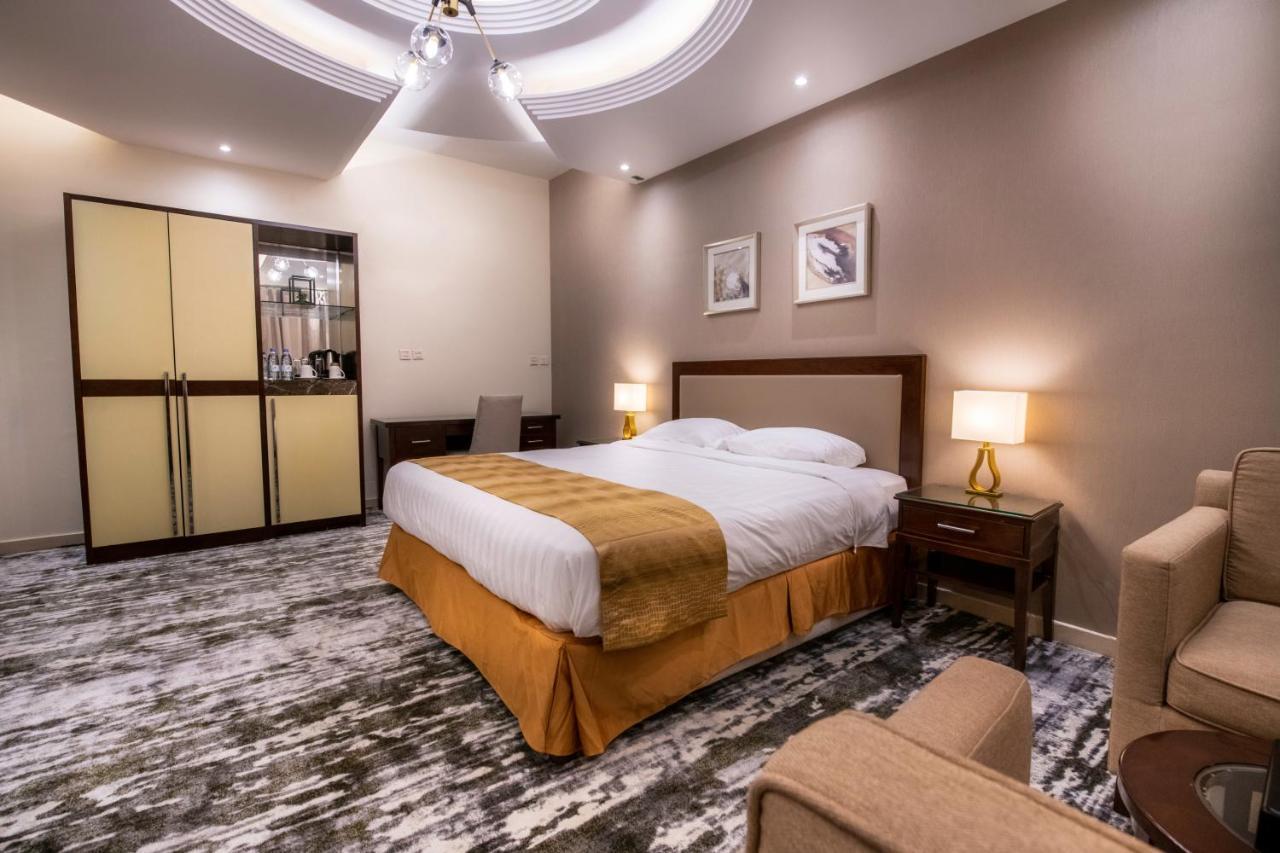 Golden Rose Hotel Dżizan Zewnętrze zdjęcie