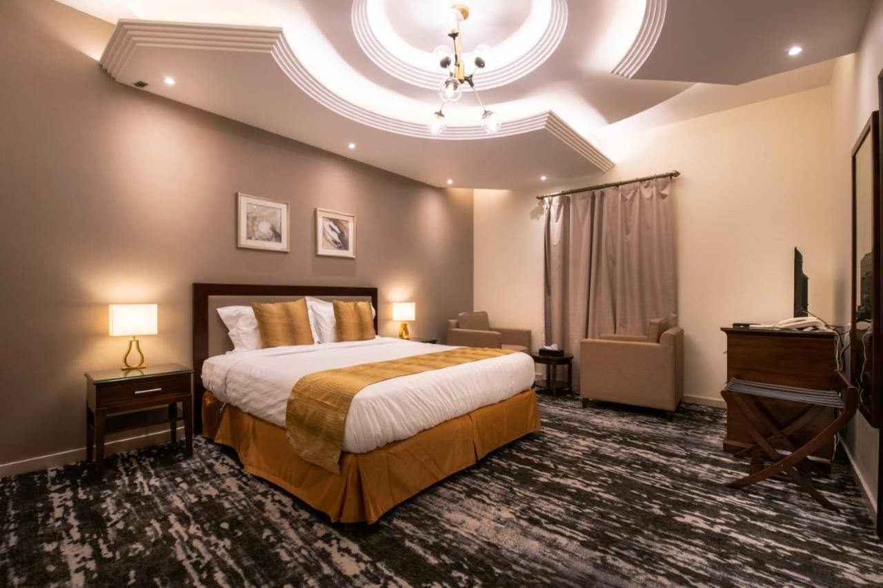 Golden Rose Hotel Dżizan Zewnętrze zdjęcie