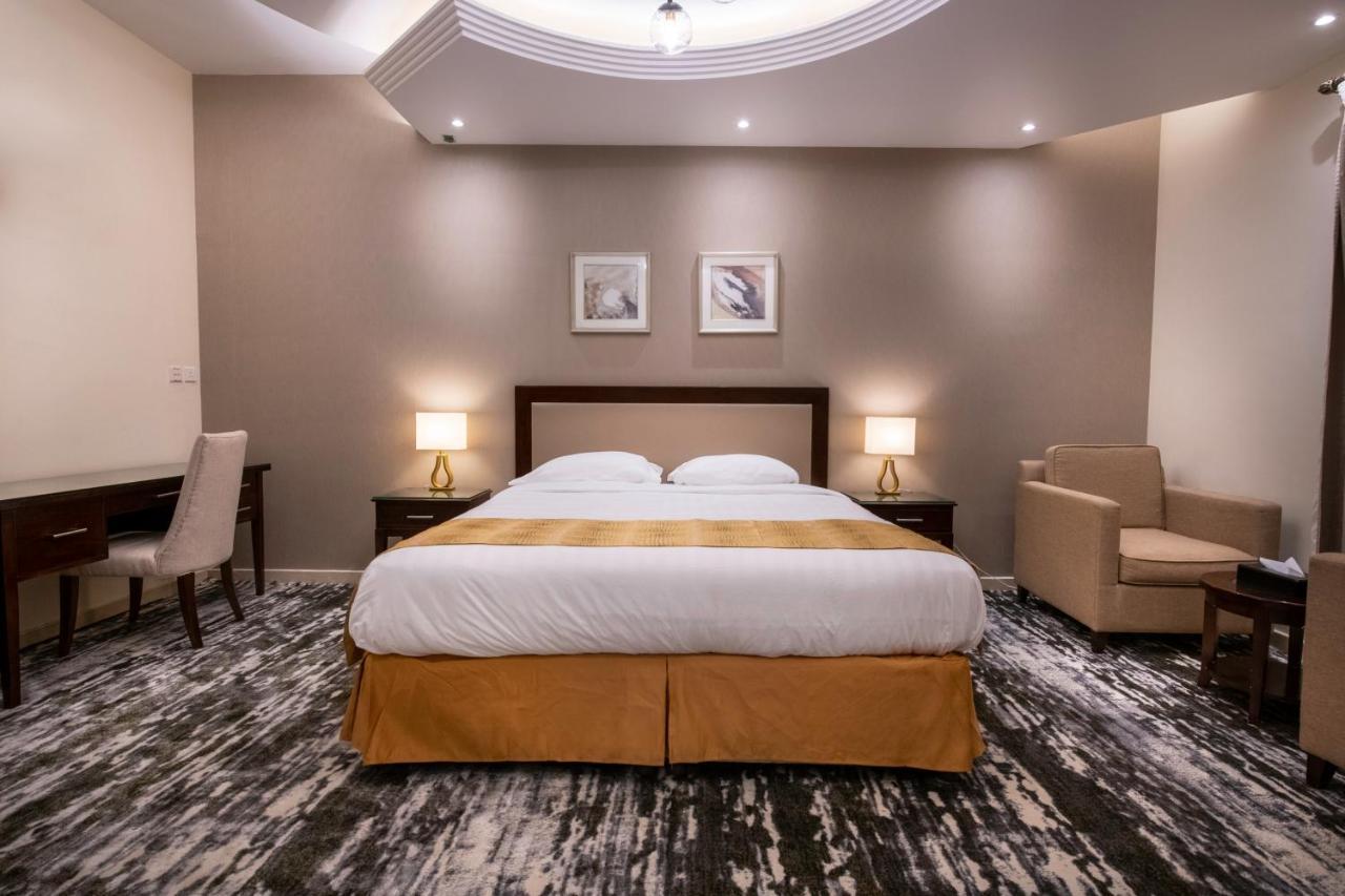 Golden Rose Hotel Dżizan Zewnętrze zdjęcie